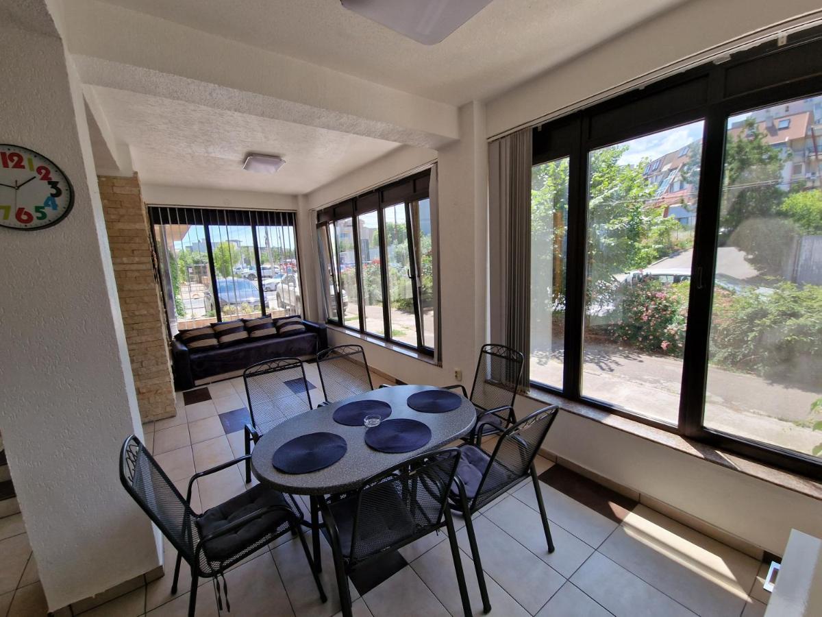Rotterdam Suite Constanta Exterior photo